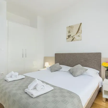 Maj Premium Apartment *