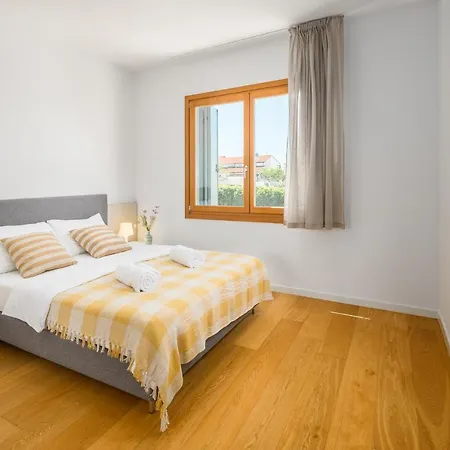 Maj Premium 波雷奇