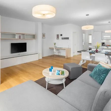 Maj Premium Residence Apartment *